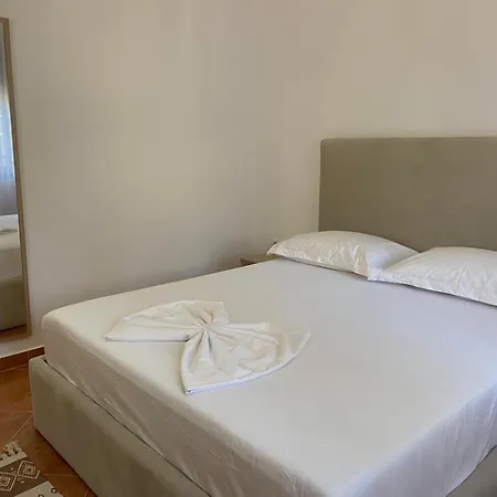 Apartment Milis And